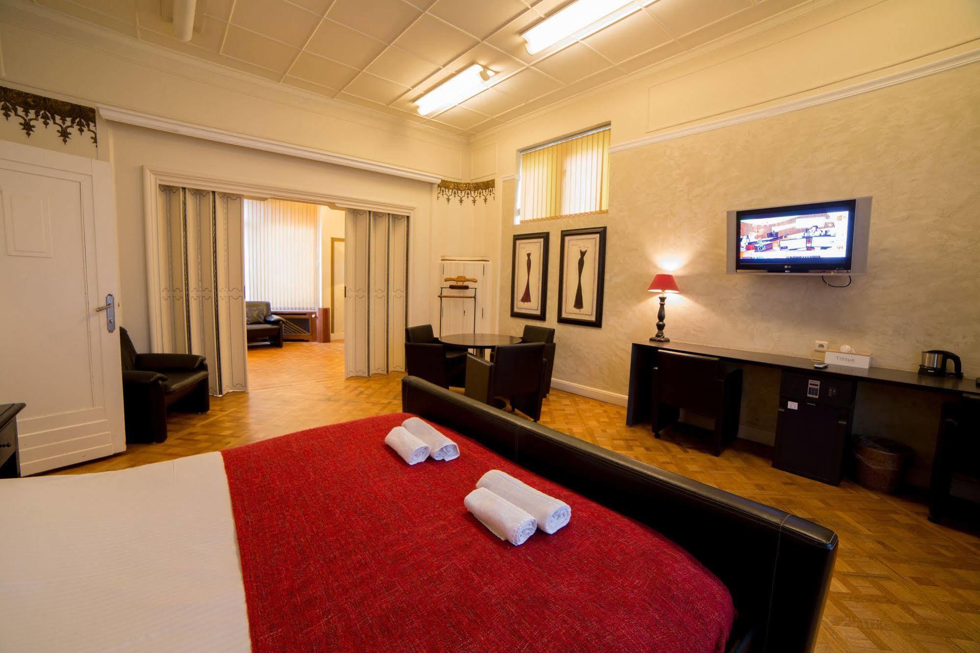 Hotel Orion Гент Екстериор снимка