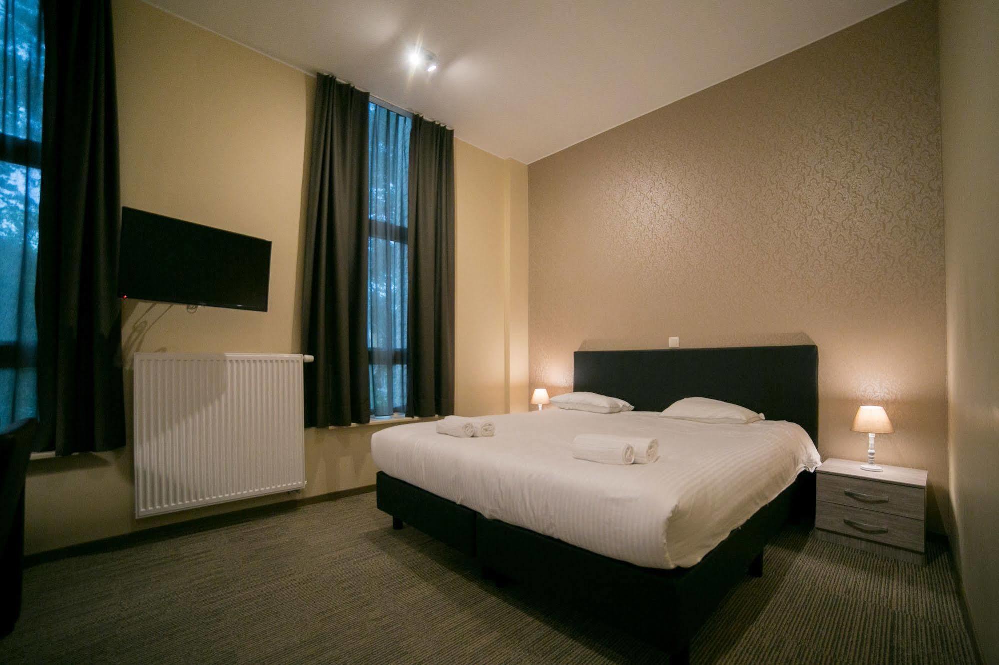 Hotel Orion Гент Екстериор снимка